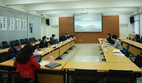 西城区委常委、常务副区长喻华锋一行来学校调研