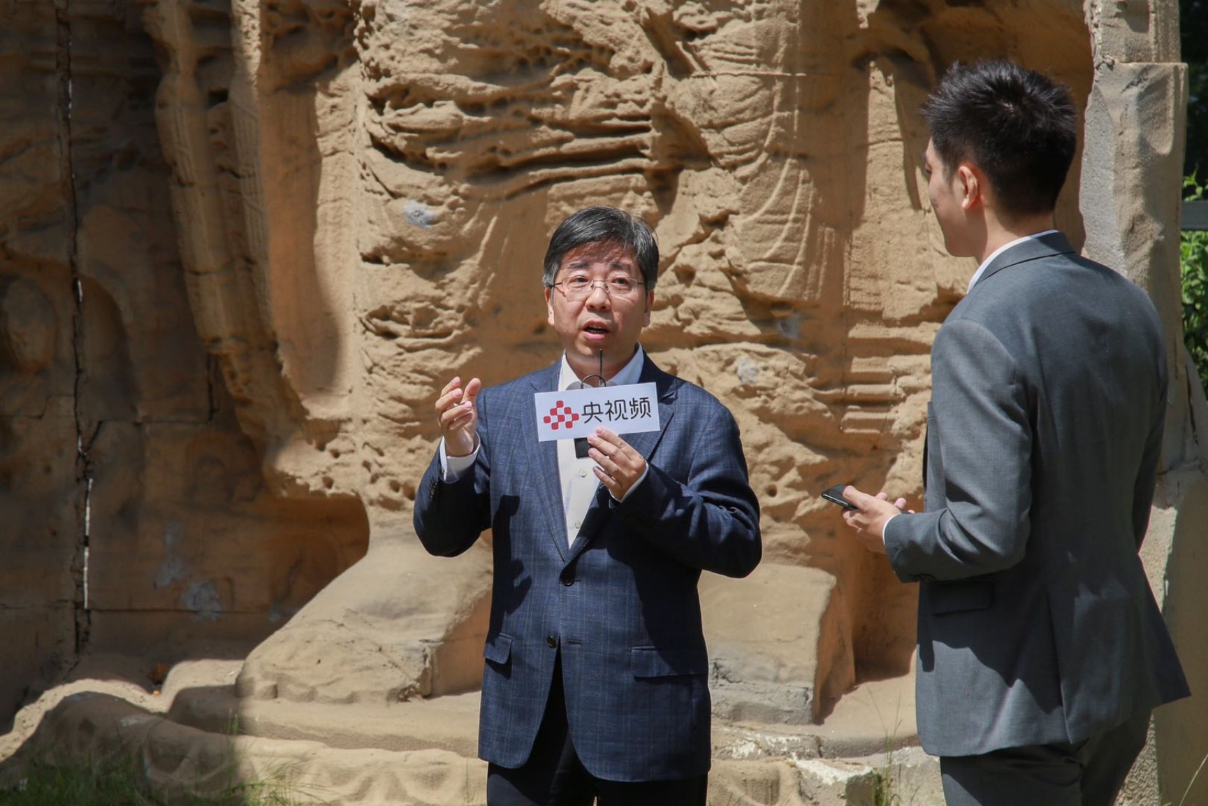 BETVLCTOR伟德在线携手云冈石窟研究院揭秘“会动的”云冈石窟