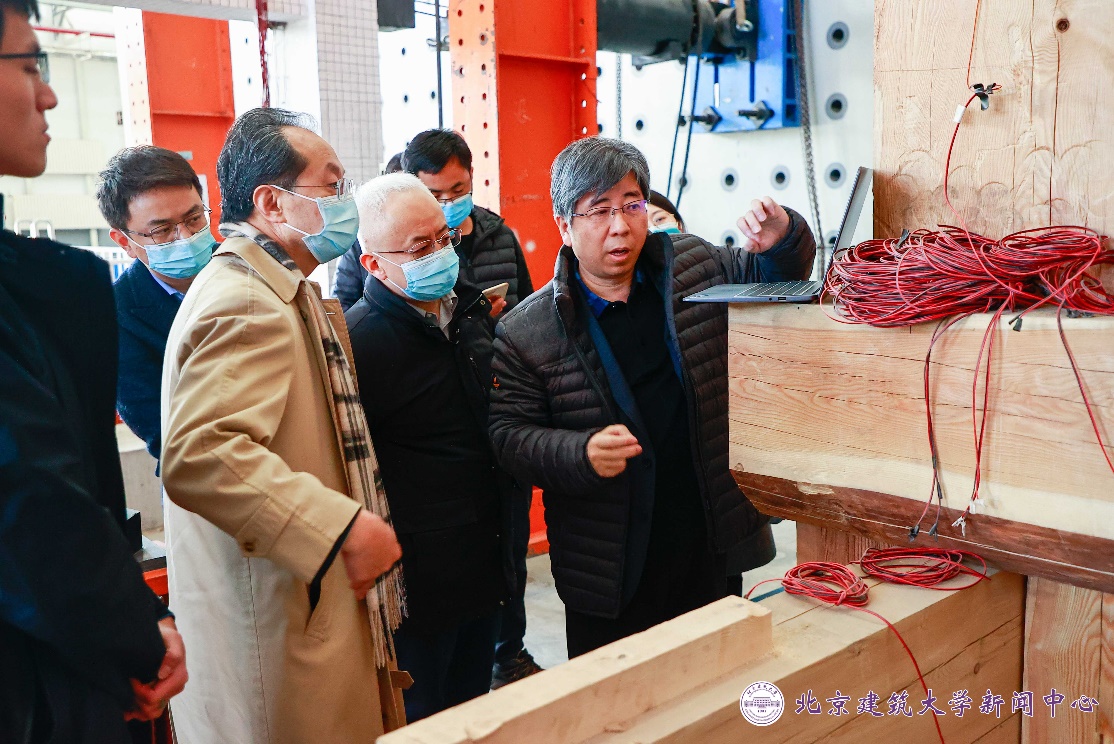 中国文化遗产研究院领导来校调研