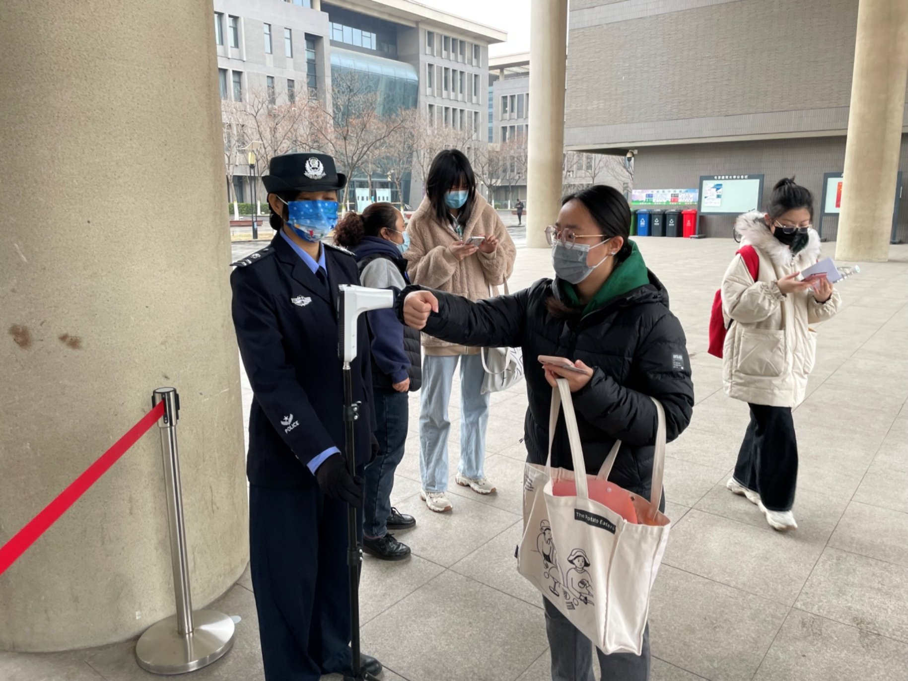 我校2022年上半年北京市中小学教师资格考试组考工作顺利结束