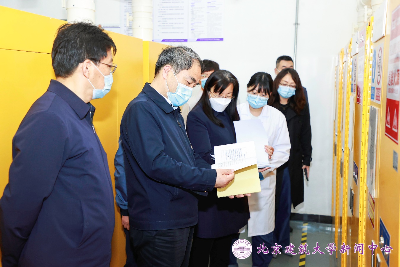 学校组织开展“五一”假期前安全稳定工作检查