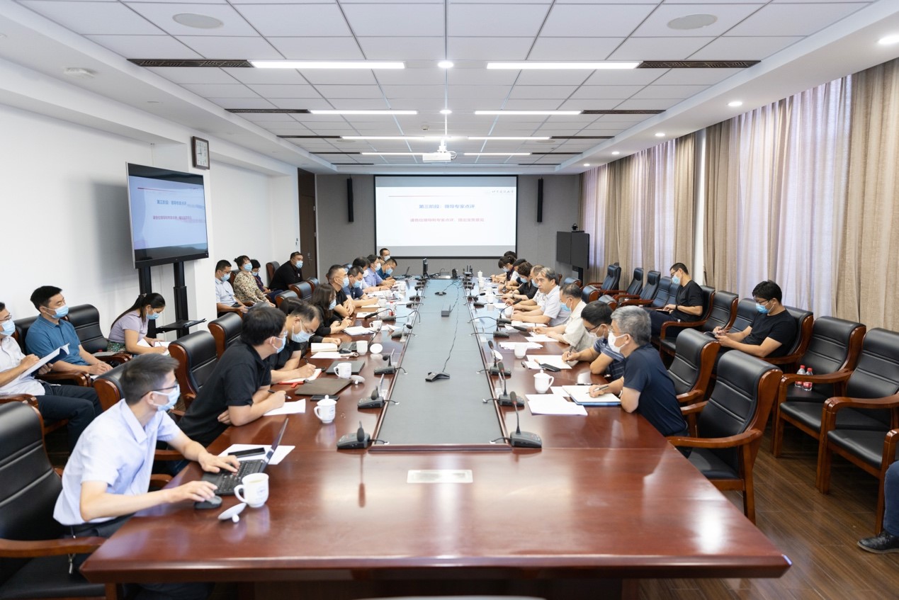 学校启动新学期疫情防控演练