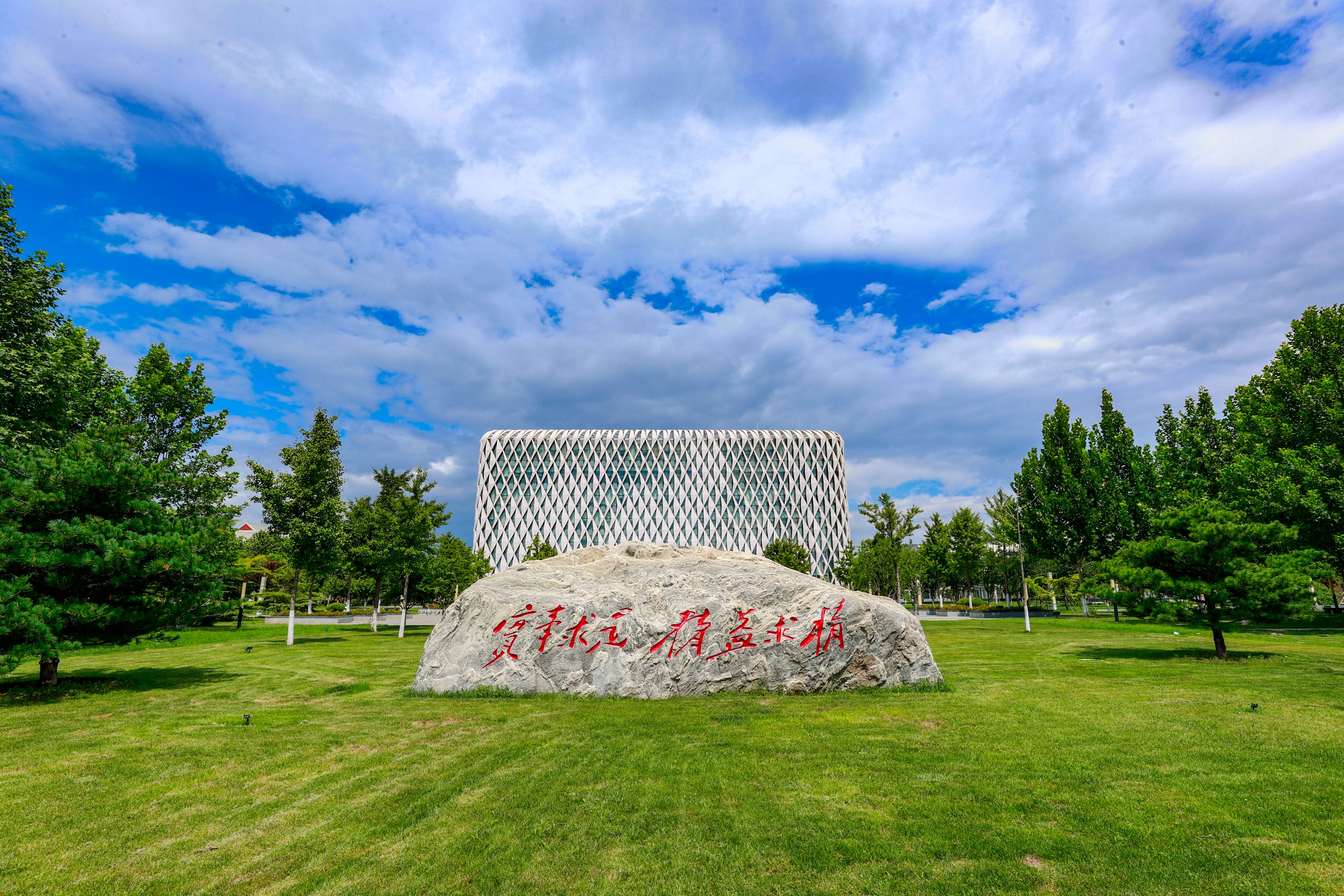 北建大2项创新成果在第十一届国际发明展上摘金夺银