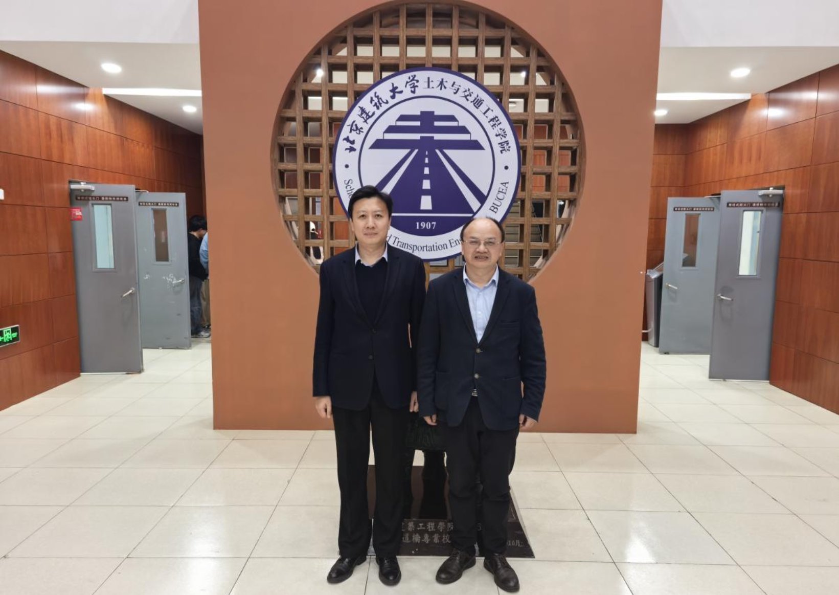 ​国家杰青、同济大学陈建兵教授来土木学院访问交流